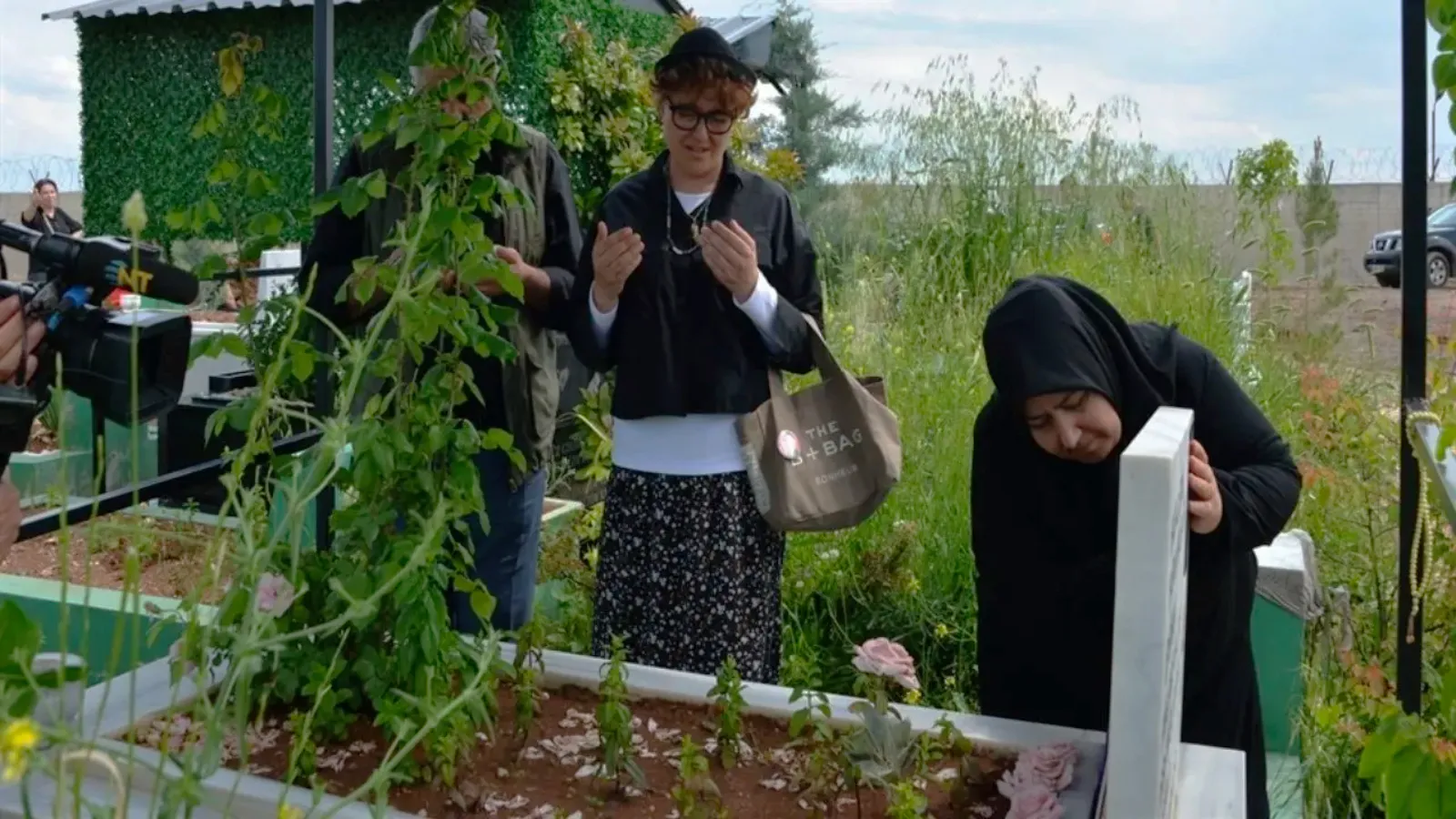 Yasemin Minguzzi, Diyarbakır’da acılı aileleri ziyaret etti