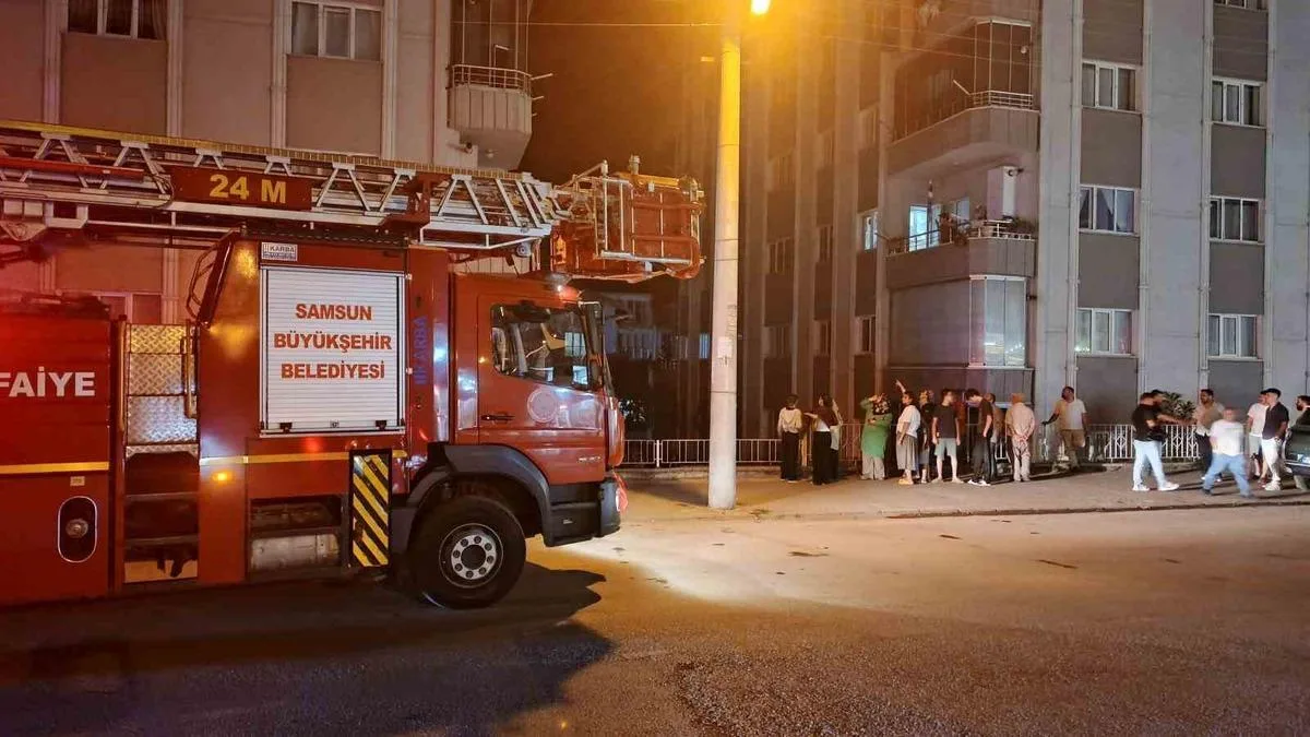 Yaşlı Adam Evde Uyuyakaldı, Ekipler Seferber Oldu!