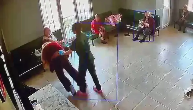 Yaşlı bakım merkezi değil sanki işkence evi!  2
