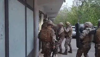 Çiftçiyi kumar masasında ağına düşüren tefeci çetesi çökertildi