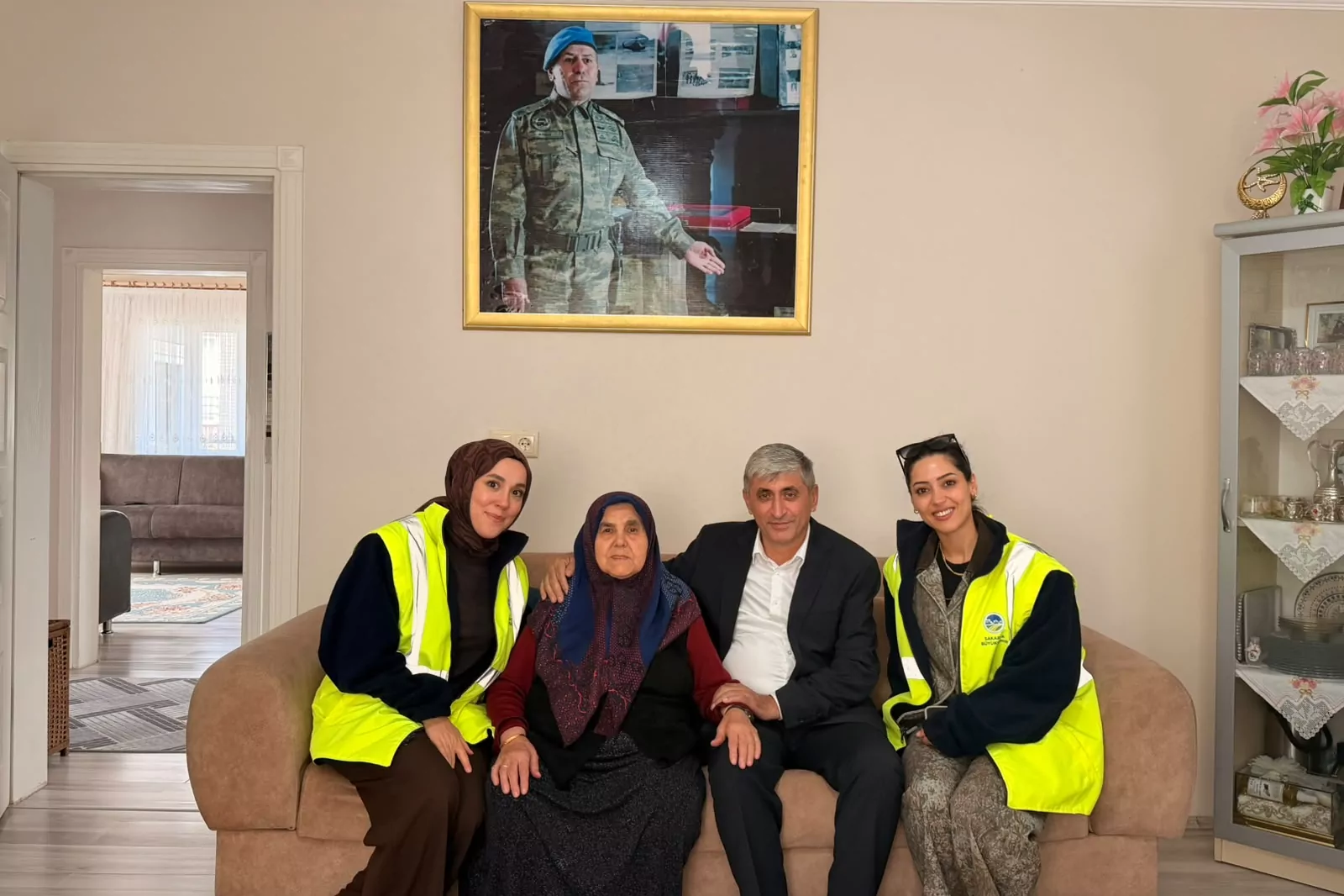 Yaşlılara Sevgi Dolu Ziyaret: Sakarya’da Kutlama