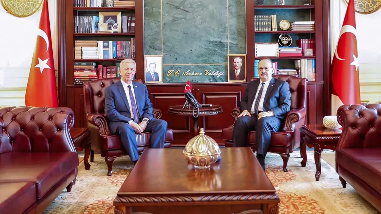 Yavaş’tan Vali Canbolat’a Hayırlı Olsun Ziyareti