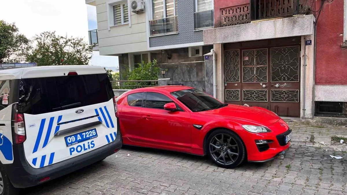 Yavru Kedi İçin Komik Polis İhbarı!