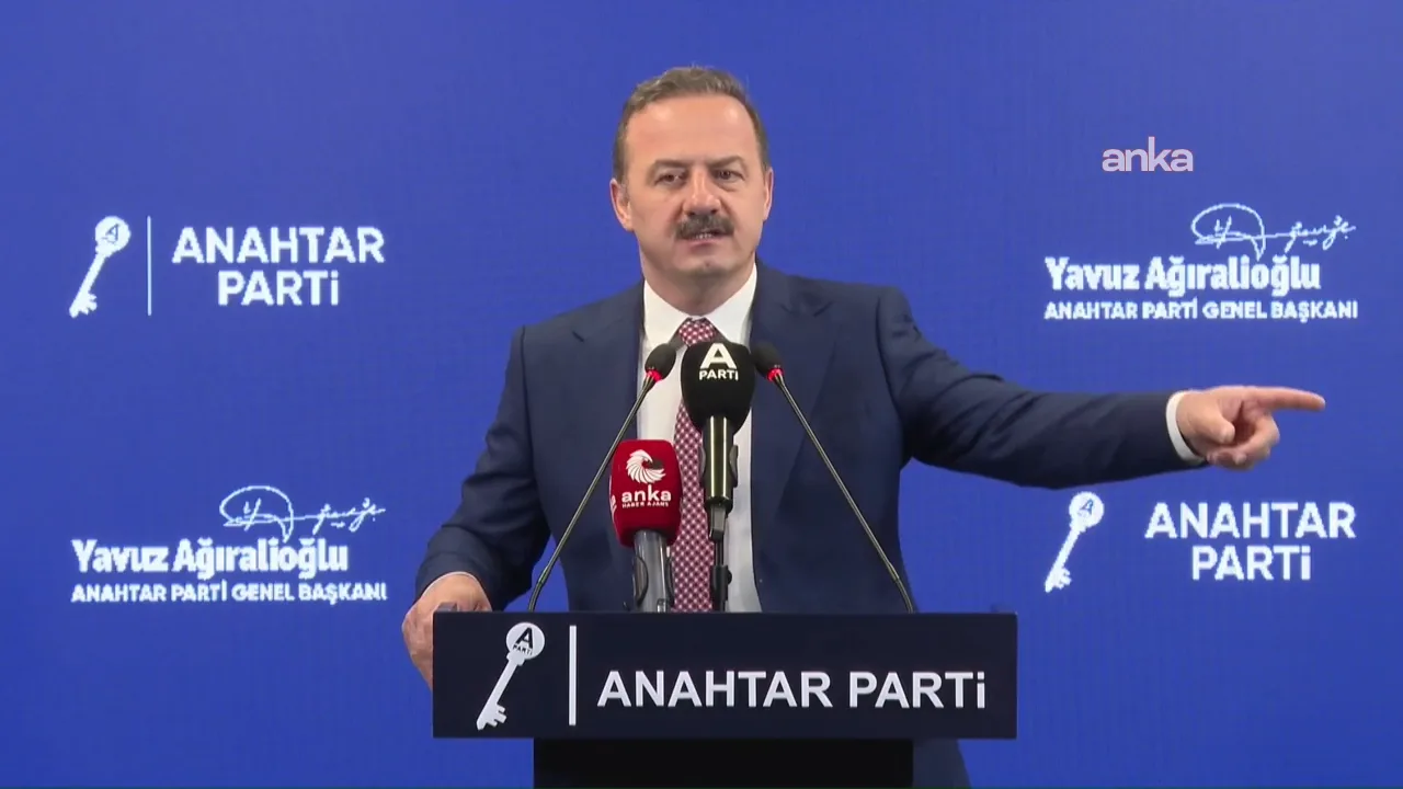 Yavuz Ağıralioğlu’ndan Meclis Eleştirisi