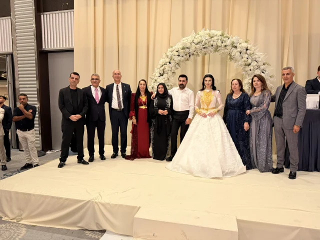 Yavuz Kahriman’ın Oğlu Tayyip Kahriman Göz Kamaştıran Bir Düğünle Evlendi