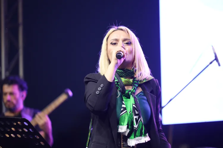 Yaz Konserleri Coşkuyla Başladı: Fatma Baba