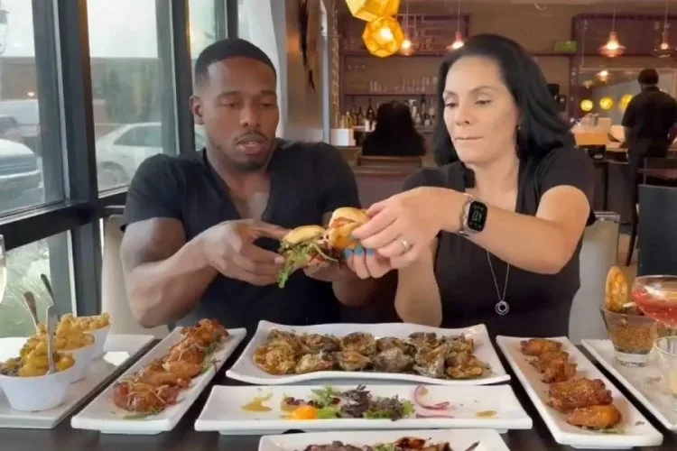 Yemek Çekerken SUV Faciasından Kılpayı Kurtuldular!