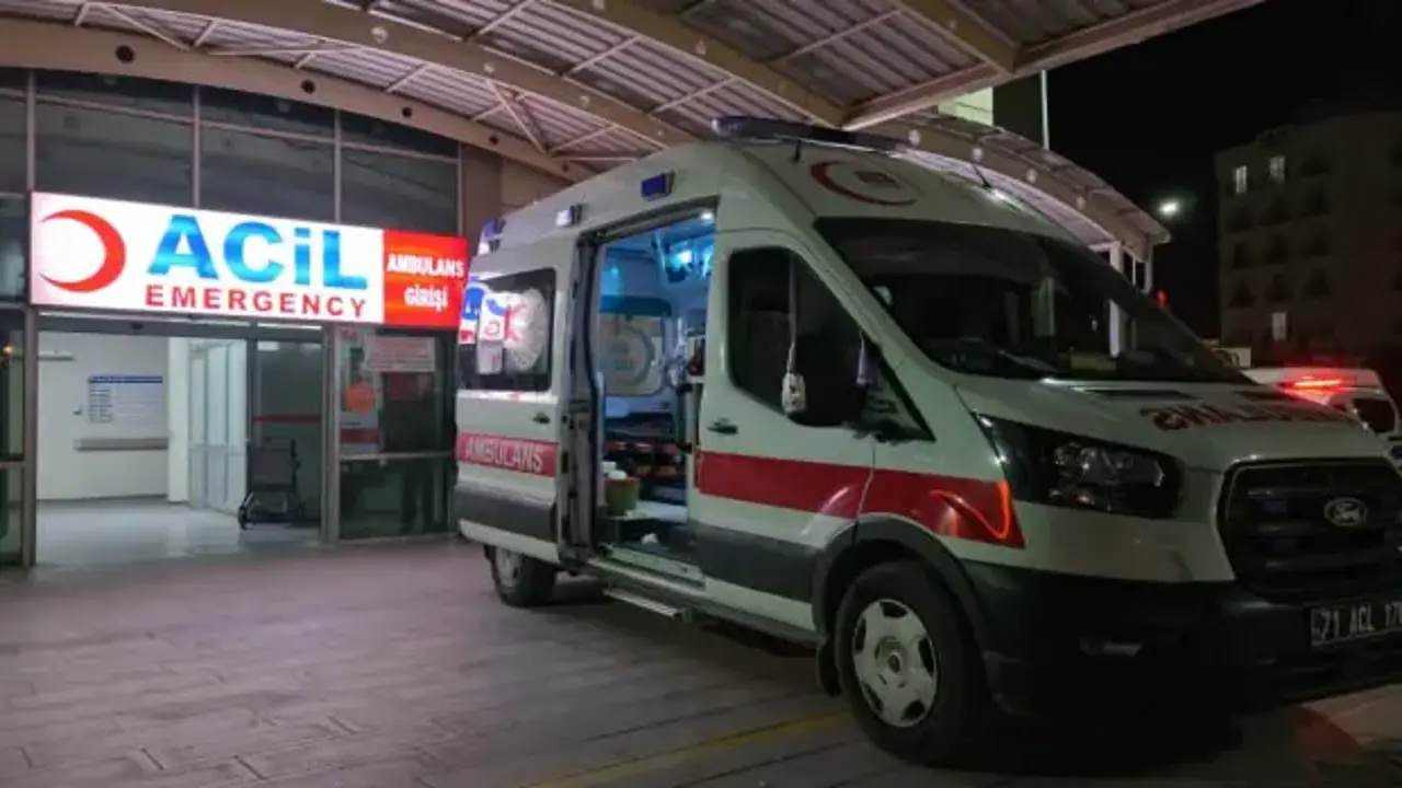 Yemekte Tartışma: Evlat, Babasını Bıçaklayarak Öldürdü