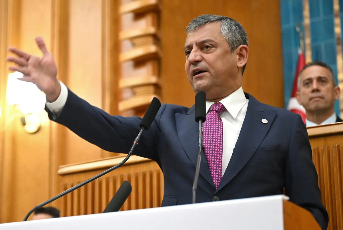 Özgür Özel'den çerçeve yasa açıklaması! '30 dakika içinde teslim ettiler'