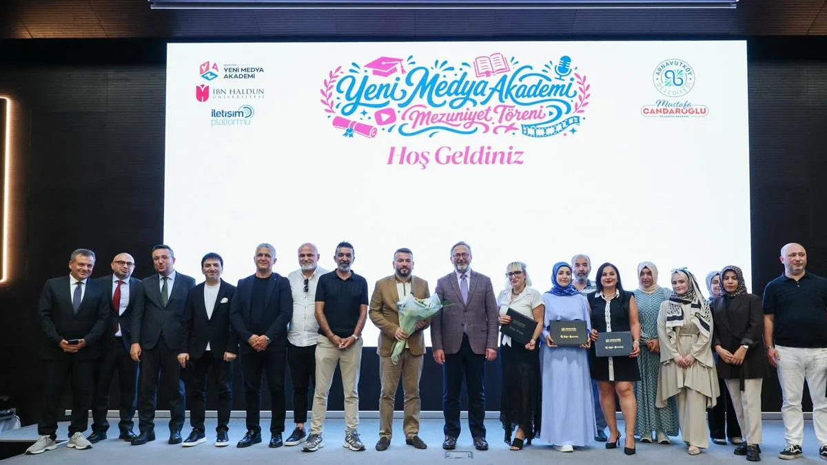 Yeni Medya Akademi’de Mezuniyet Coşkusu!