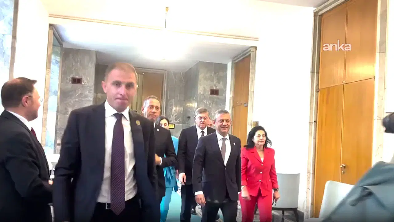 Yeni Parti’den ‘Çerçeve Yasa’ Toplantısı