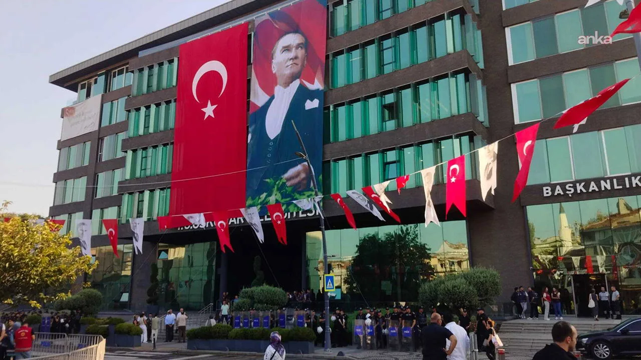 Yeni Parti’den Üsküdar’a Sert Tepki Geldi!