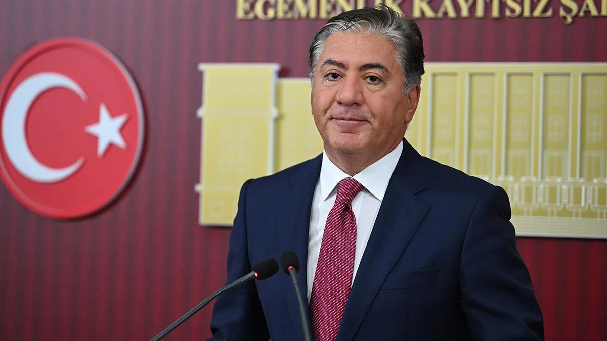 Yeni Parti İçin İsim Değişikliği Süreci Başladı