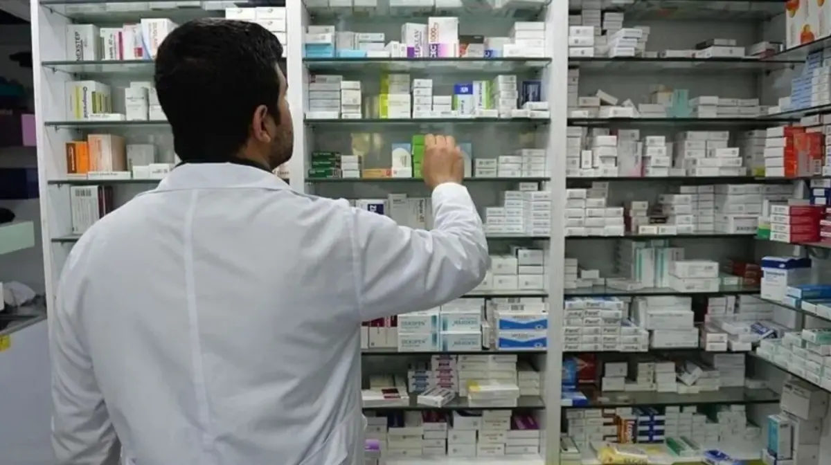 Raporlu ilaçlarda yeni dönem: Tekrar reçete yazdırmaya gerek kalmayacak 3