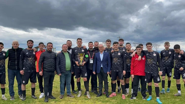 Yenikarpuzluspor, Amatör Lig’de Şampiyonluk Sevinci!