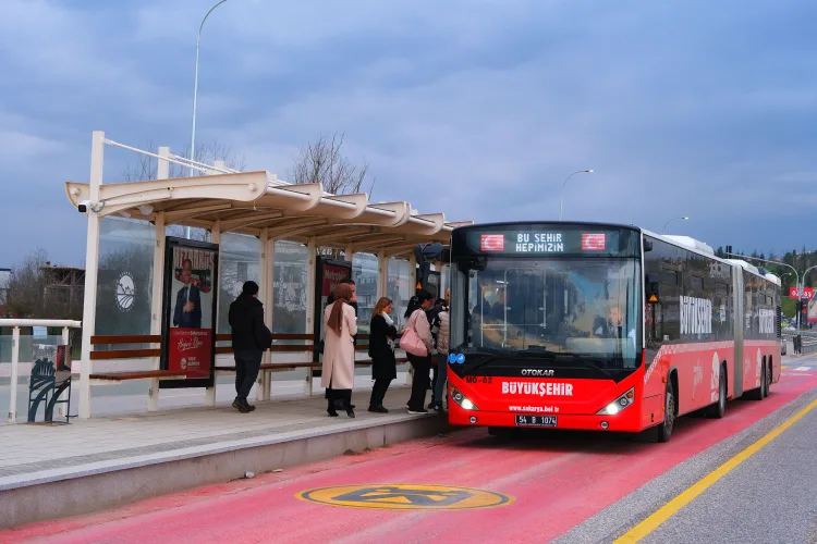 Yenikent Metrobüsü: Ulaşımı 25 Dakikaya İndirdi!