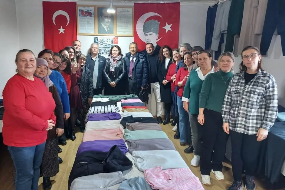 Yenimuhacir’de Kadınların El Emeği Sergisi Büyüledi