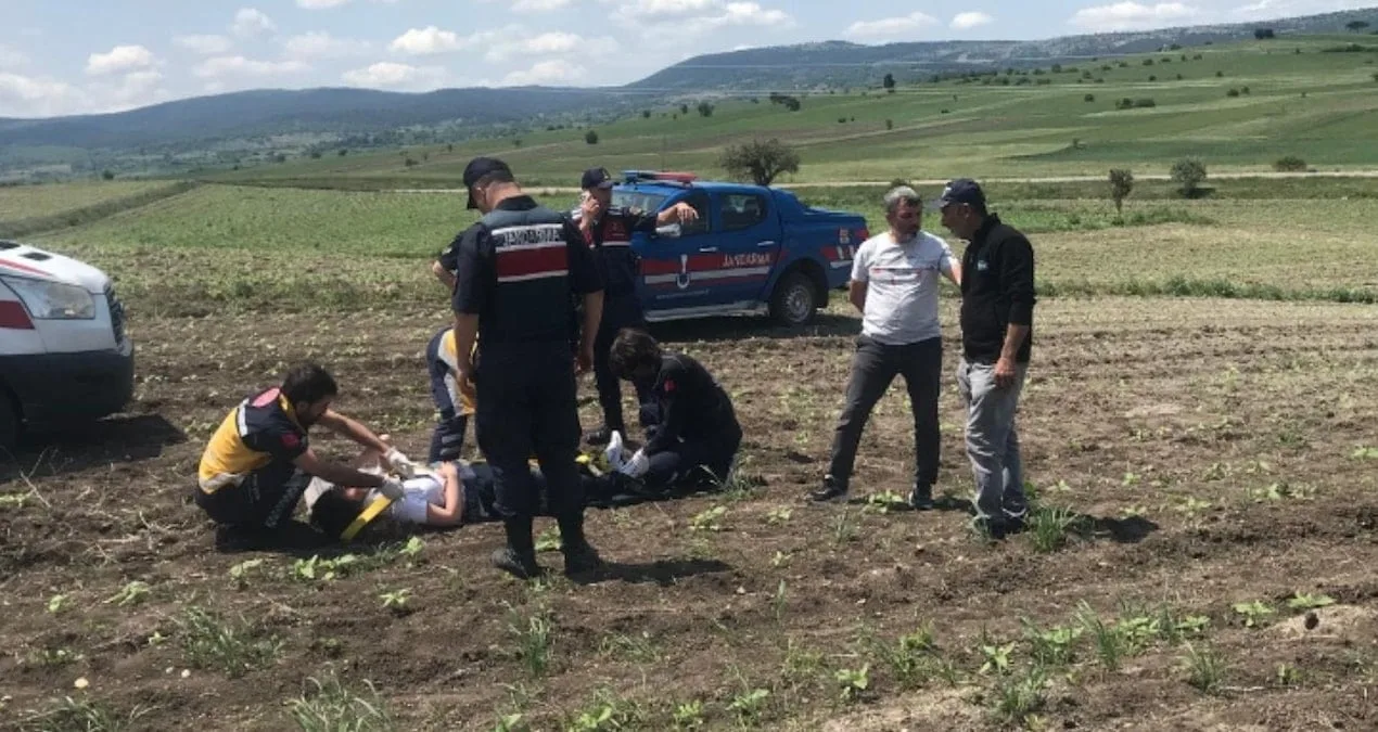 Yenişehir’de Eğitim Uçağı Tarlaya Düştü!