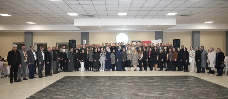 Yenişehir’de Muhtarlarla Dayanışma Yemeği