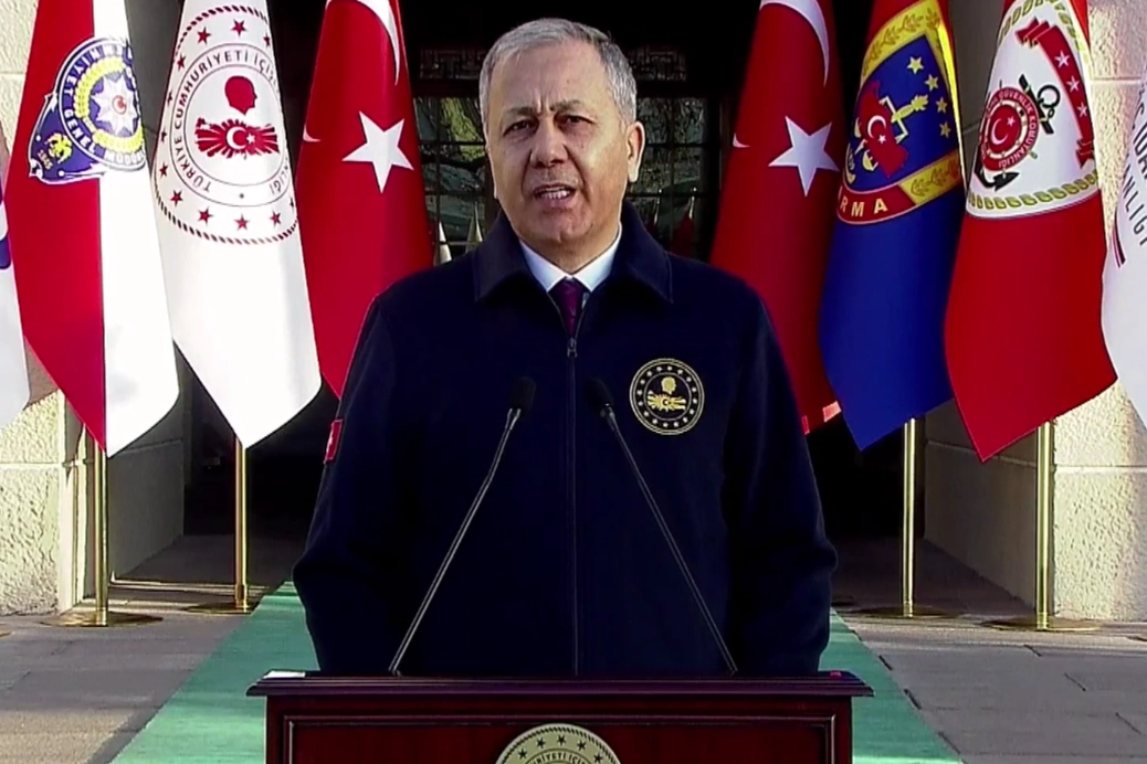 Yerlikaya: Bayrağımıza Uzanan Kirli Ellere Cevap!