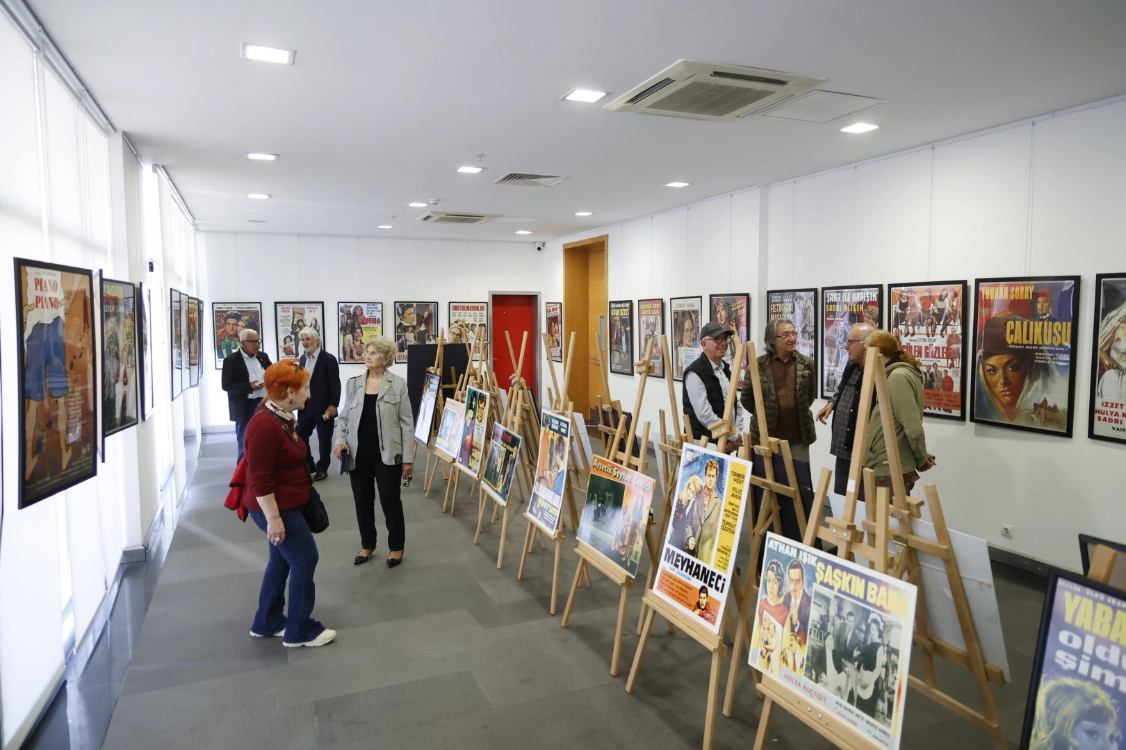 Yeşilçam Afişleriyle Antalya’da Nostaljik Yolculuk