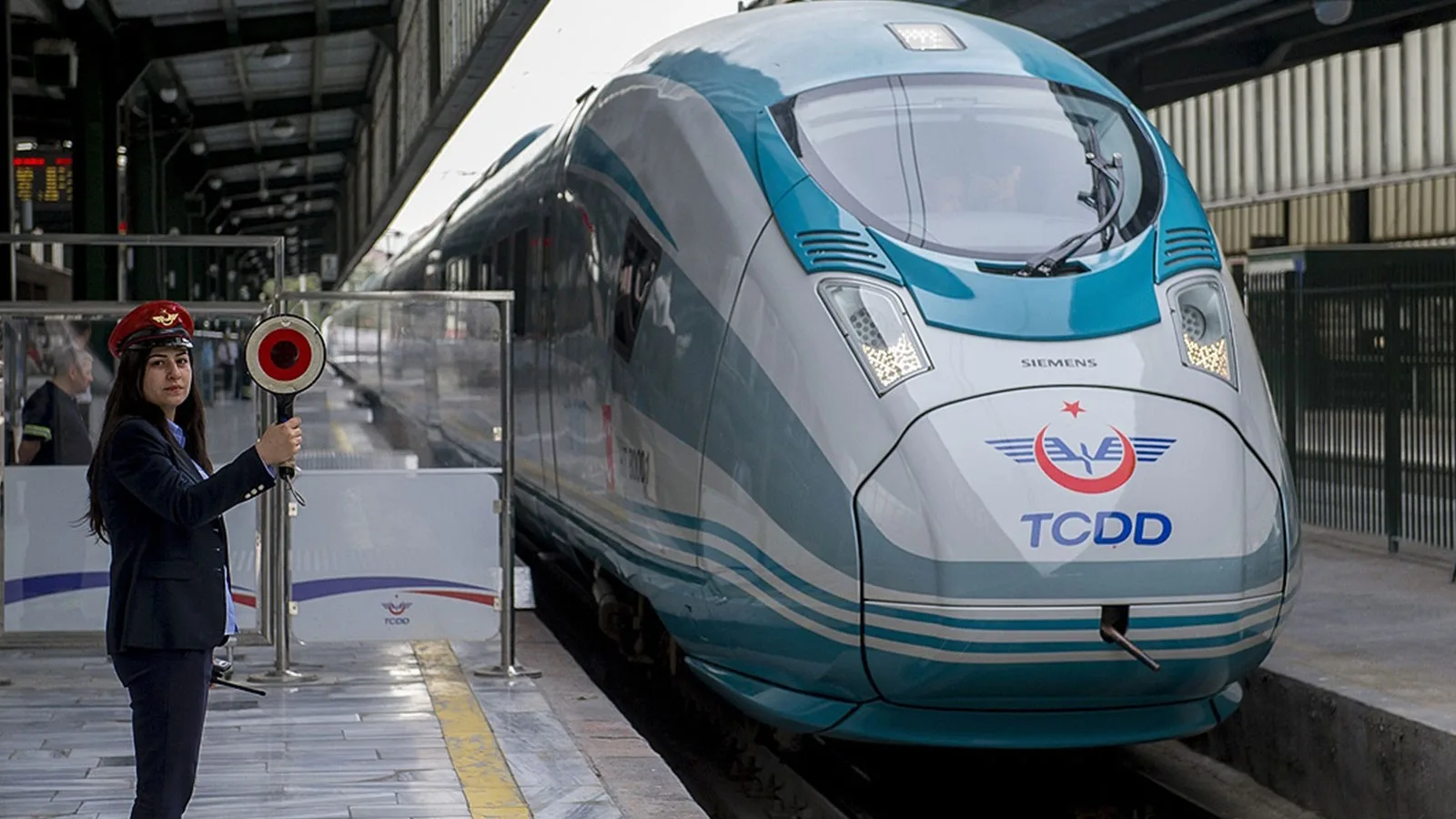 YHT ile 100 Milyon Yolcu Eşiği Aşıldı!