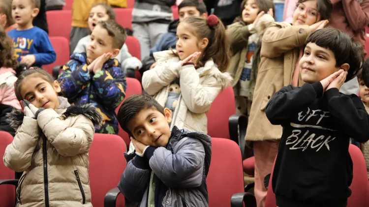 Yıldırım’da Çocuklar Tiyatro ile Büyüyor!
