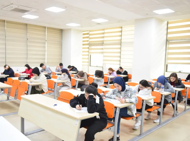 Yıldırım’da KPSS Adaylarına Ücretsiz Deneme Sınavı