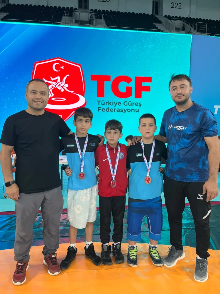 Yıldırım Güreşçilerinden Ankara’da Tarihi Başarı!