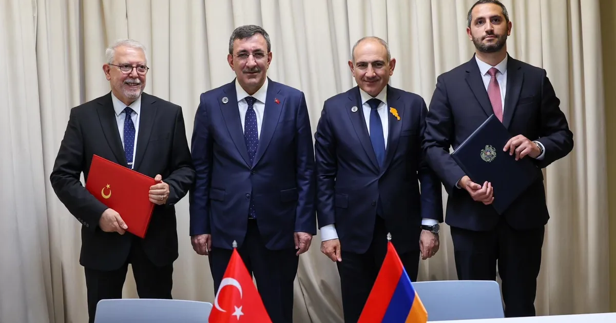 Yılmaz, Avrupa Zirvesi’nde Diplomasi Trafiği Yürüttü