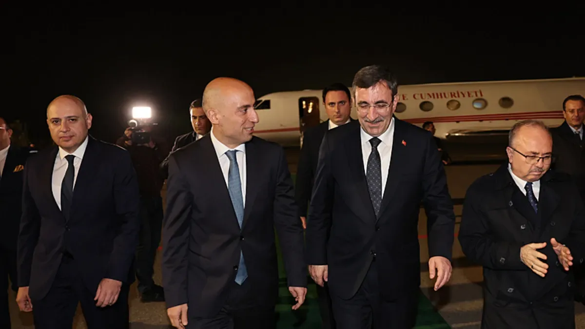 Yılmaz, Bakü’de TDT Toplantısı İçin Hazır!