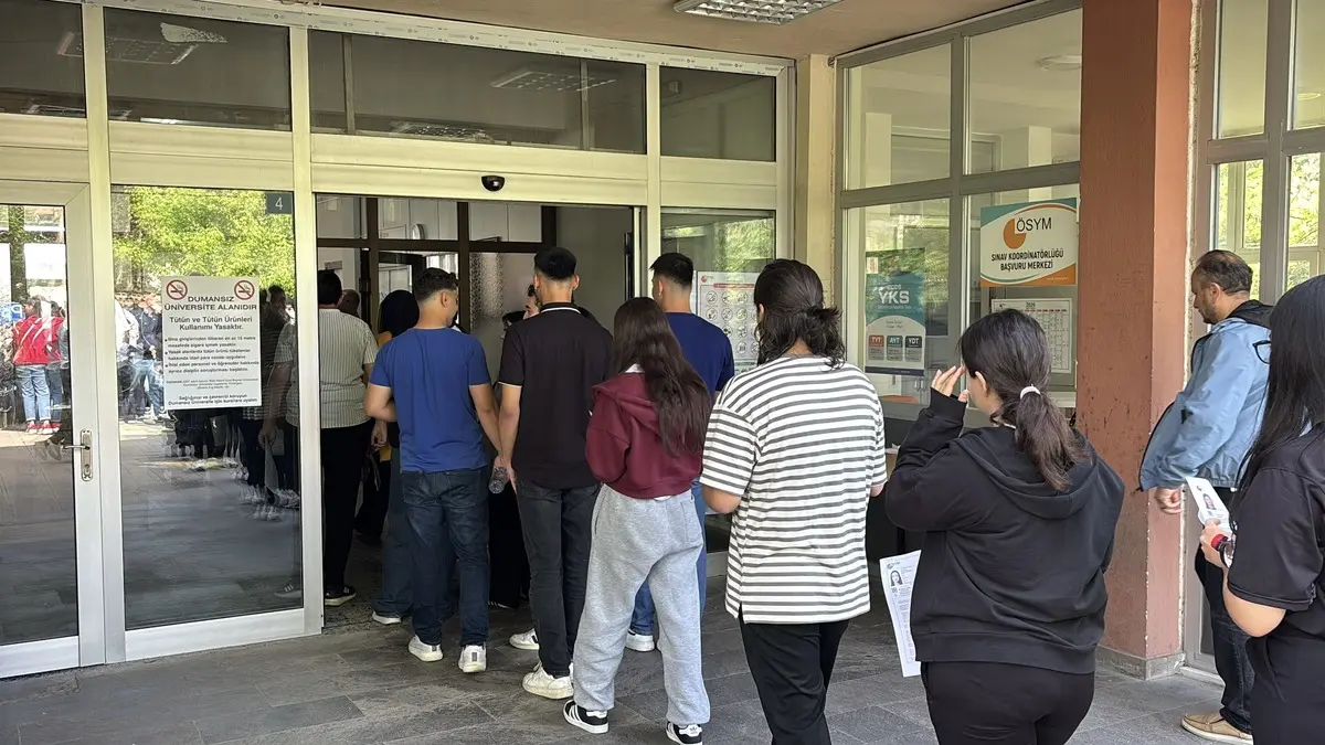 Milli maçı izleyen öğrenci YKS'ye moralsiz girdi