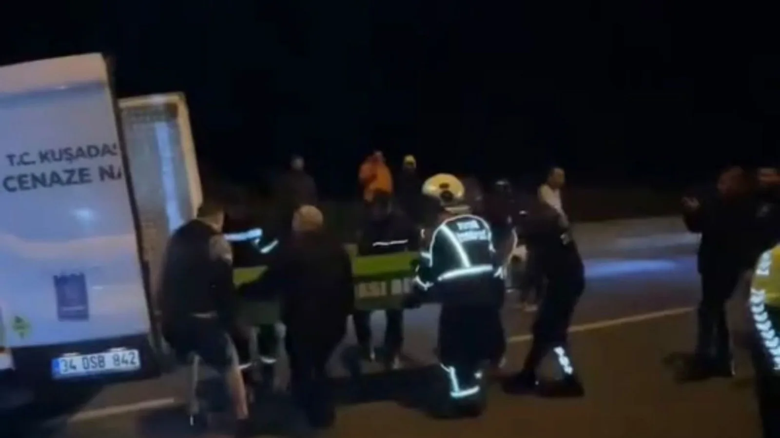 Yol Temizliği Aracına Çarpan Otomobilde Kaza