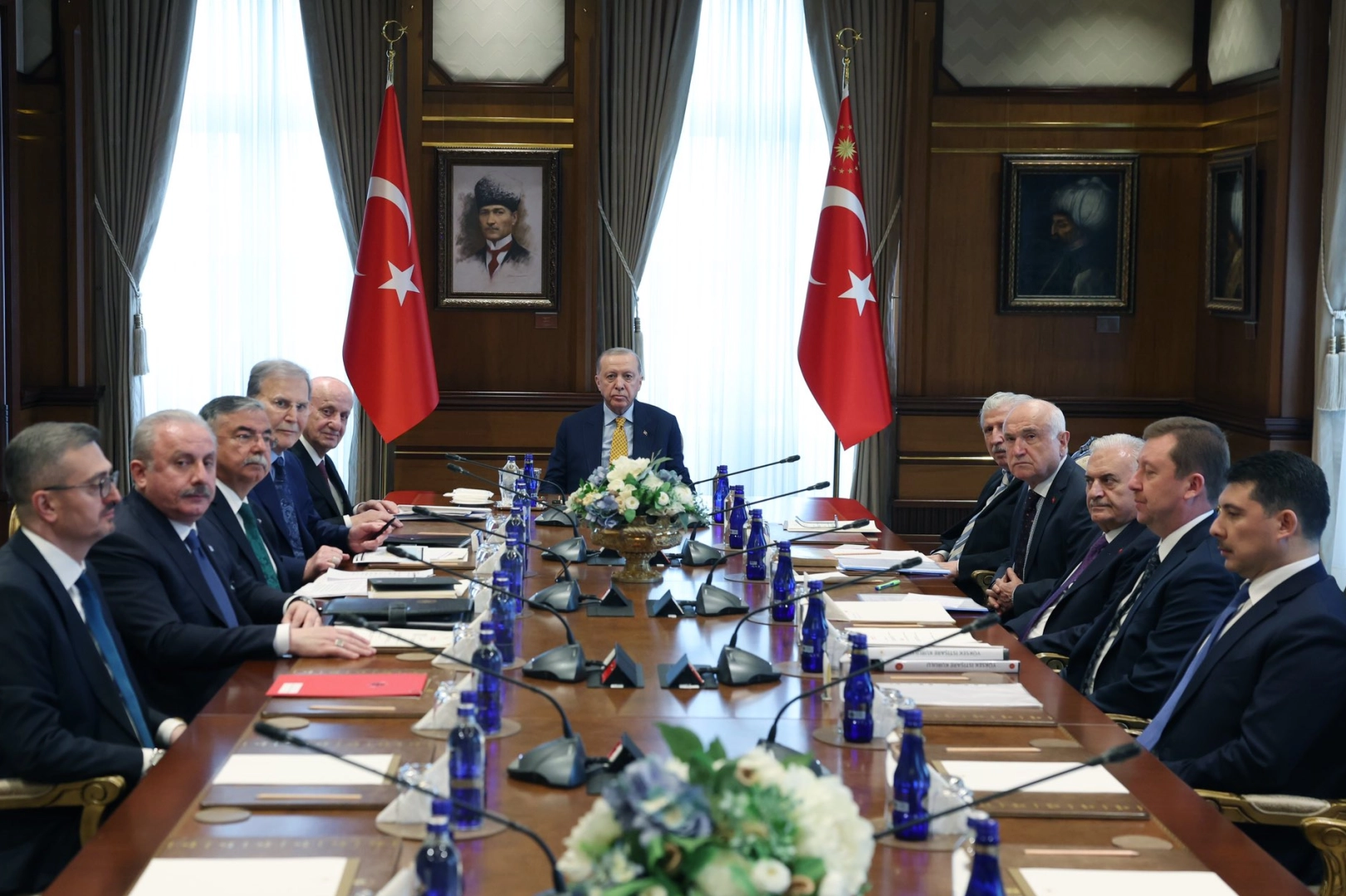 Yüksek İstişare Kurulu Külliye’de Toplandı