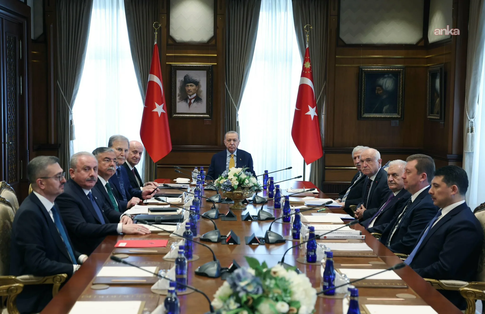 Yüksek İstişare Kurulu’nda Şiddet ve Barış Konusu
