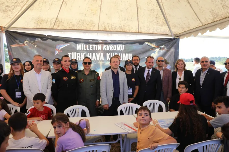 Yunuseli’nde Havacılık Şöleni ile Zafer Coşkusu