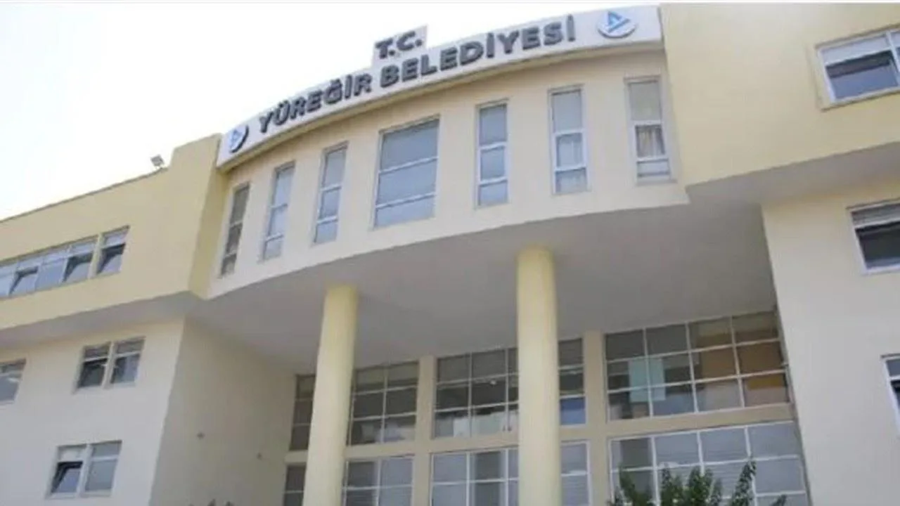 Yüreğir’de Başkan Vekili Seçimi Gergin Geçti