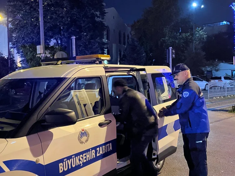 Zabıta Ekipleri, Kocaeli’de Umut Oluyor!