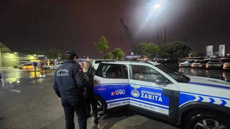 Zabıta Ekipleri, Kocaeli’de Vatandaşa Destek Oluyor