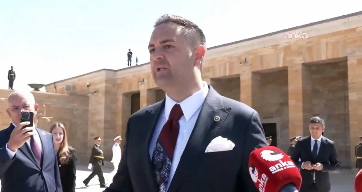 Zafer Bayramı’nda Anıtkabir’de Tartışmalı Sloganlar