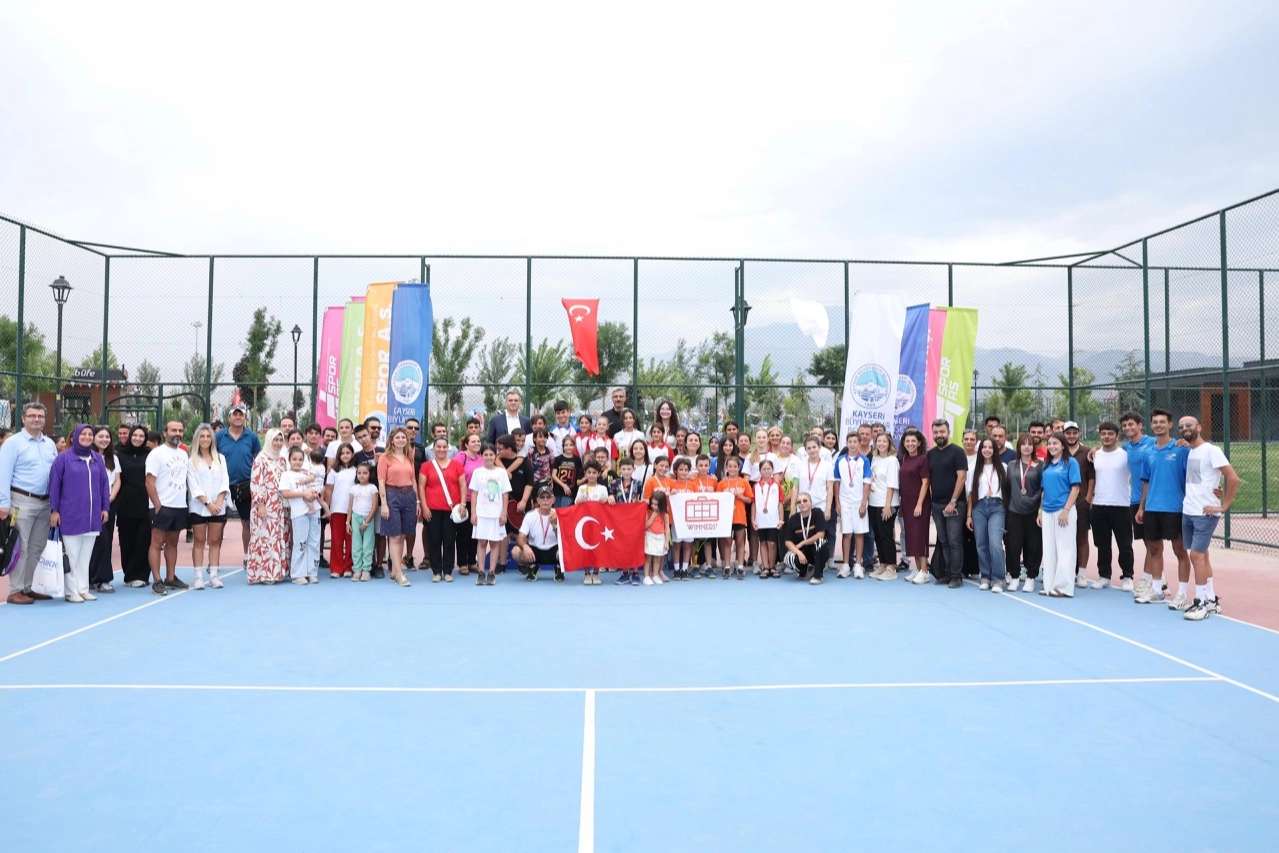 Zafer Bayramı’nda Teniste Coşku Doruğa Ulaştı!