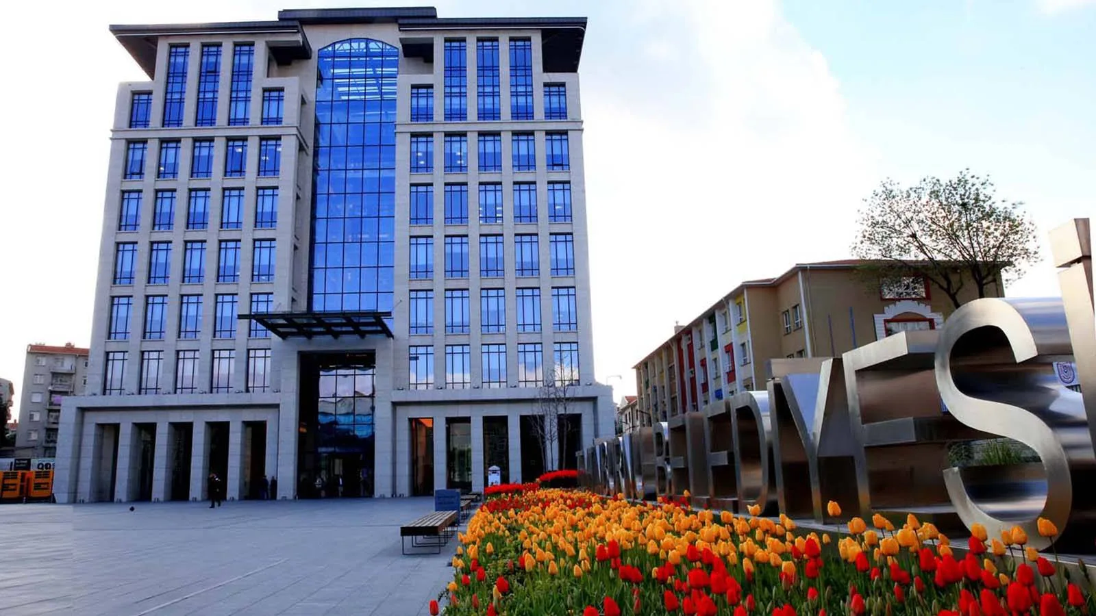 Zeytinburnu Belediyesi, Mülklerini Hazineye Devretti