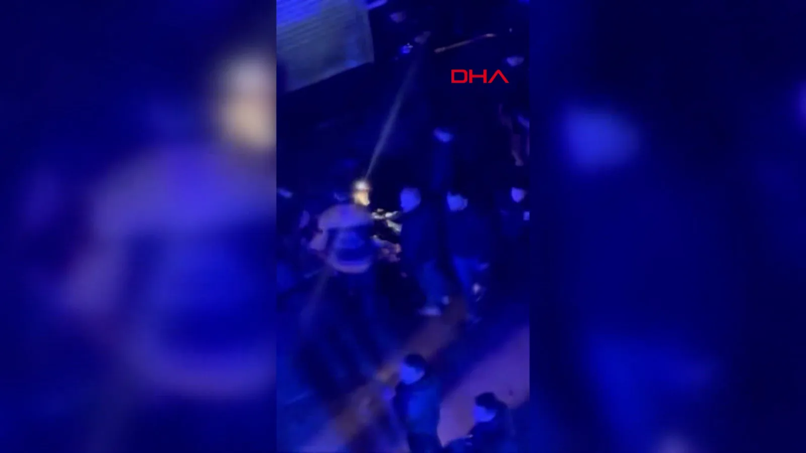 Zeytinburnu’nda Bıçaklı Kavga: 1 Yaralı!