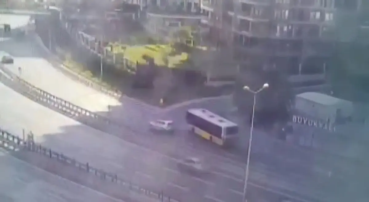 Zeytinburnu ndaki İETT otobüsü kazasında yeni gelişme! O şoför tutuklandı 4