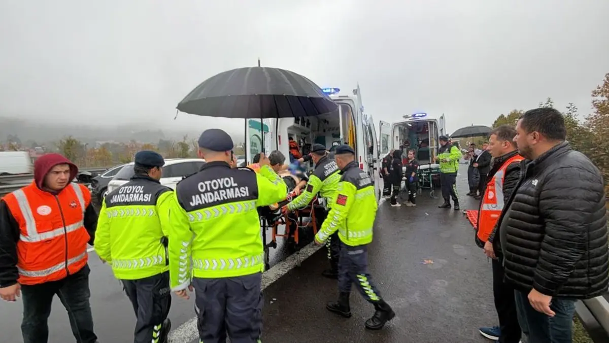 Üsküdar Belediye Başkan Vekili Dündar Ziya Gültekin, trafik kazası geçirdi 3