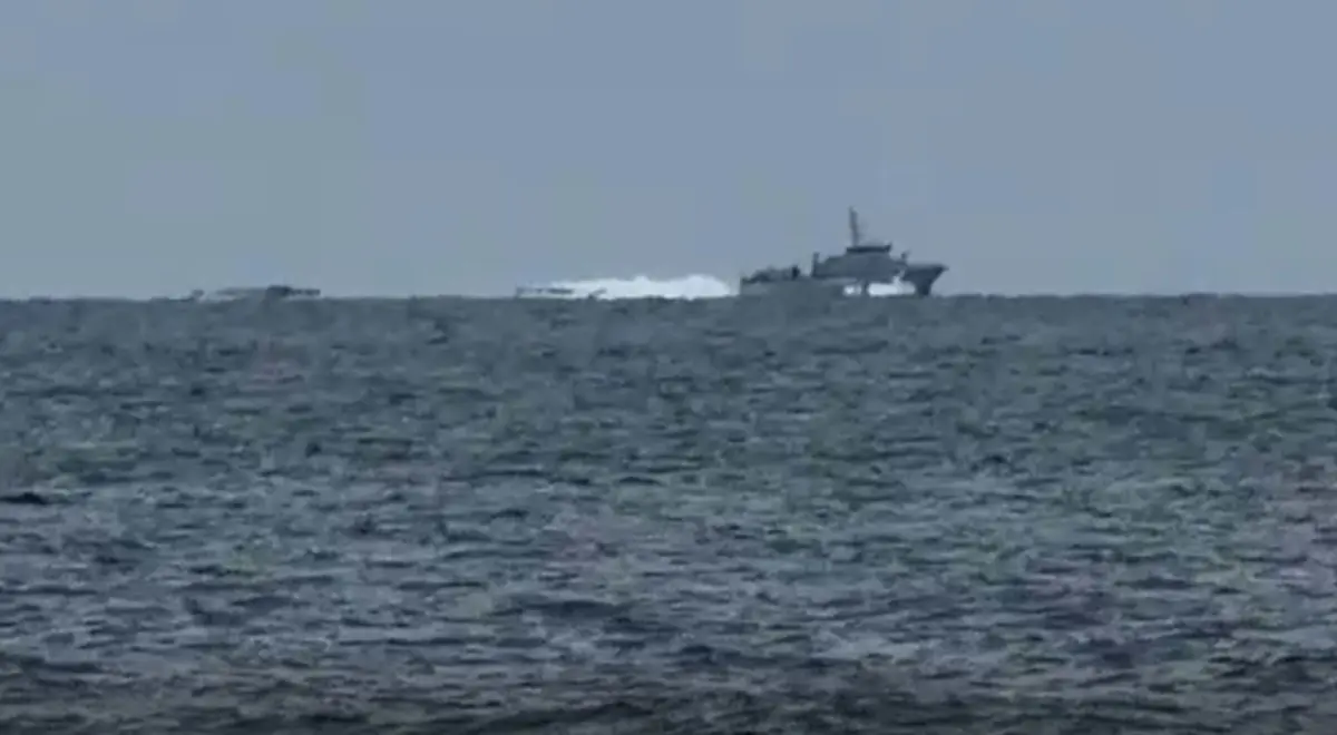 Saniye saniye kaydedildi: Türk Sahil Güvenliği, Yunan askeri botunu böyle kovaladı! 3